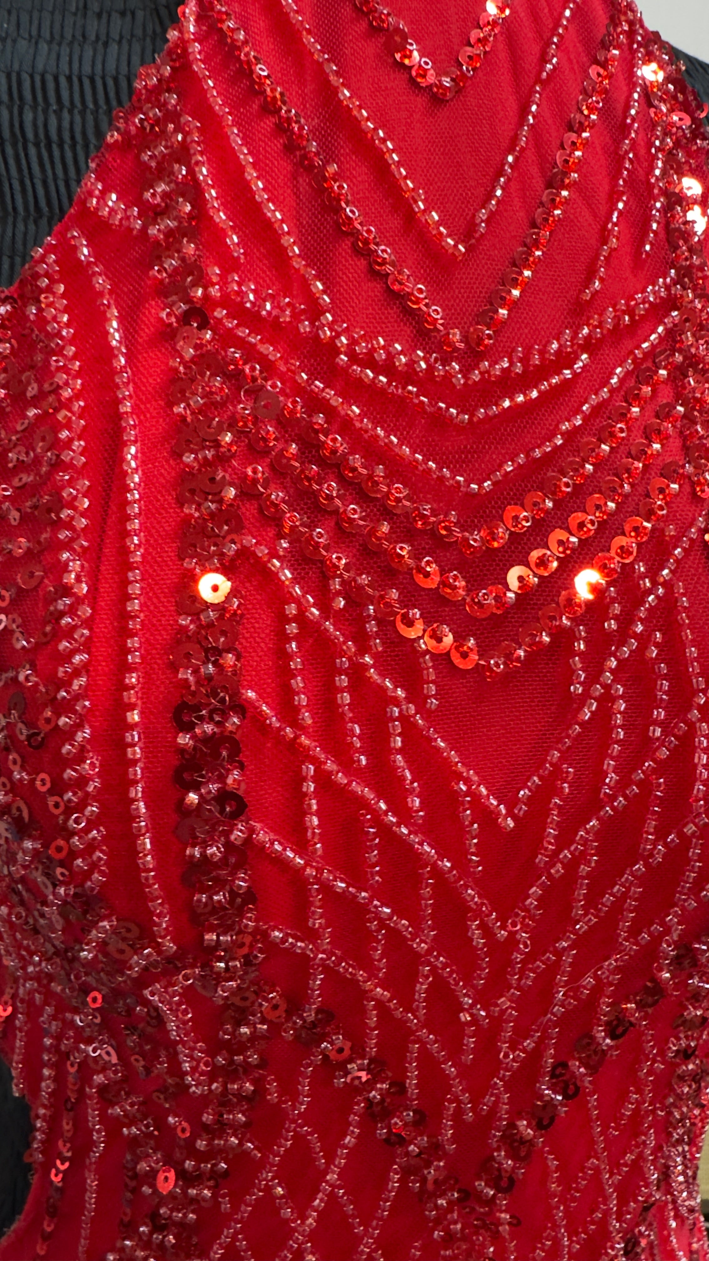 Rochia Scarlet Muse – Rochie roșie de seară, pe comandă